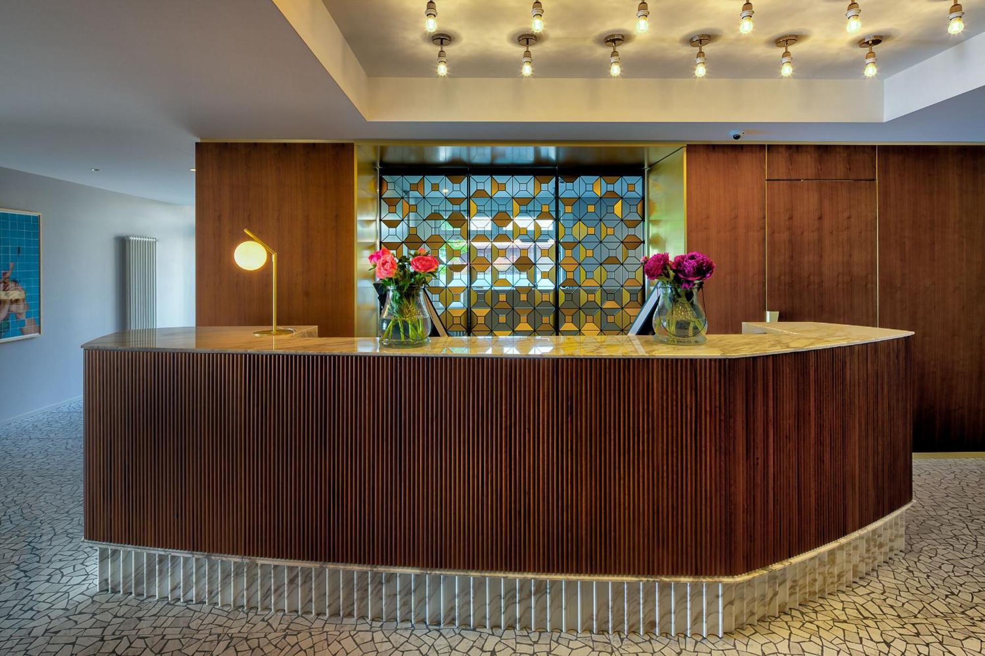 Du Leman - Jongny Hotel 3*