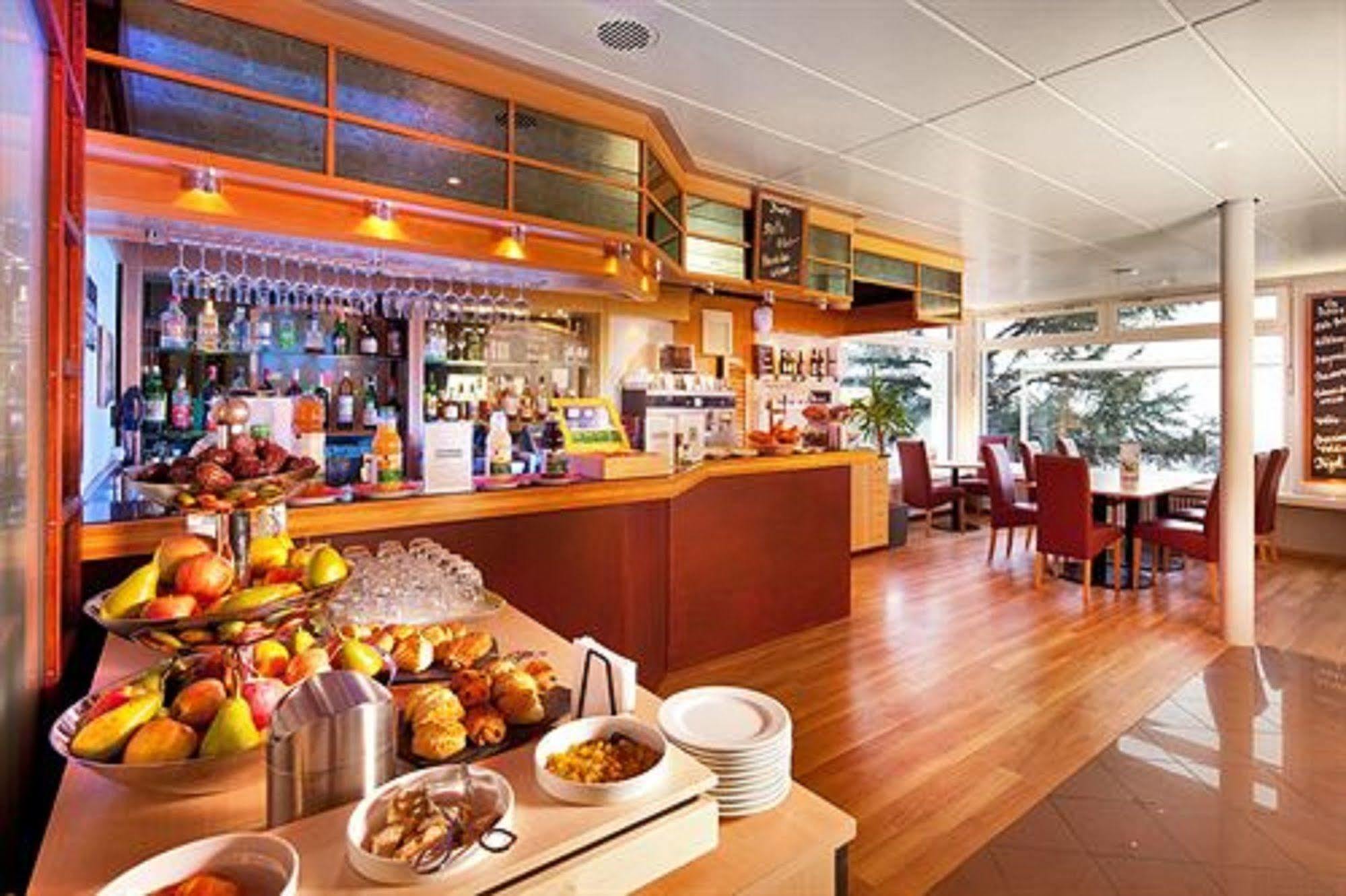 Hotel Du Léman - Jongny 3*
